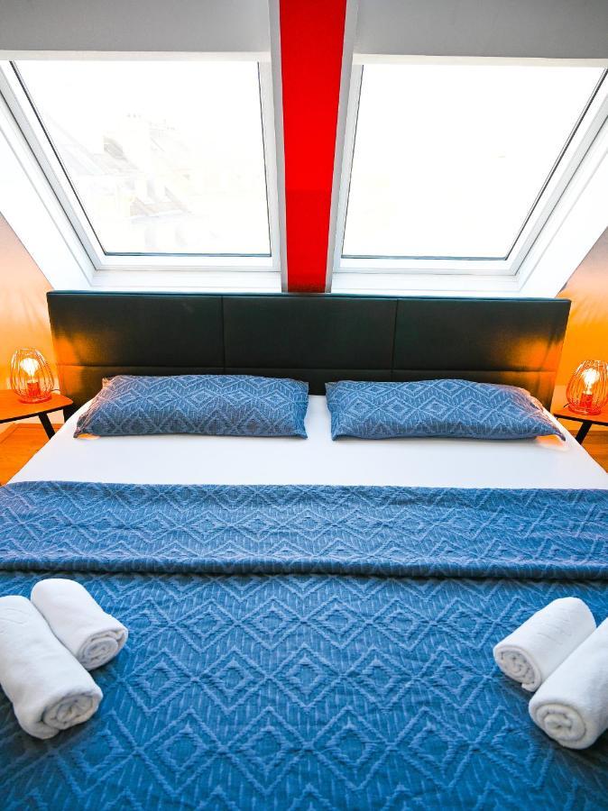Modern Suite Naschmarkt Vienna Exterior photo