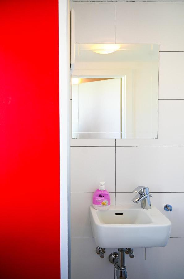 Modern Suite Naschmarkt Vienna Exterior photo