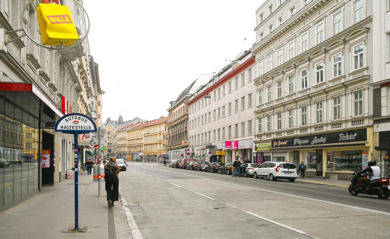 Modern Suite Naschmarkt Vienna Exterior photo